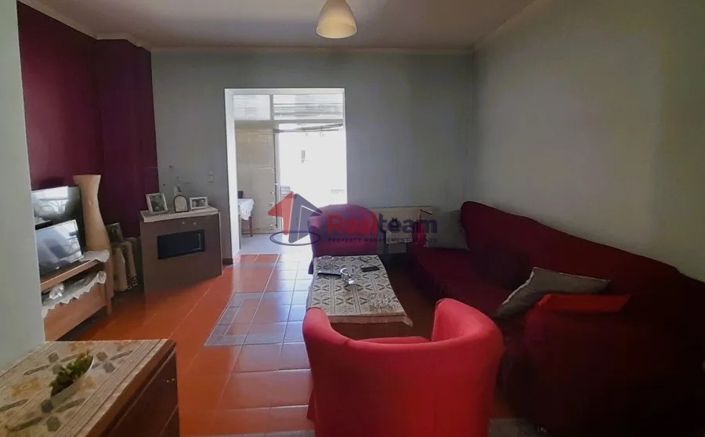 Image No.4-2 Bed Maisonette for sale