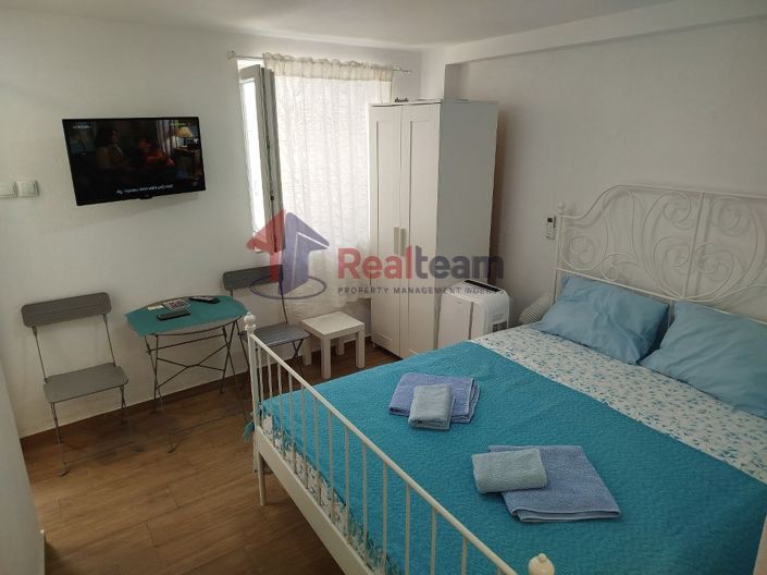 Image No.16-4 Bed Property for sale