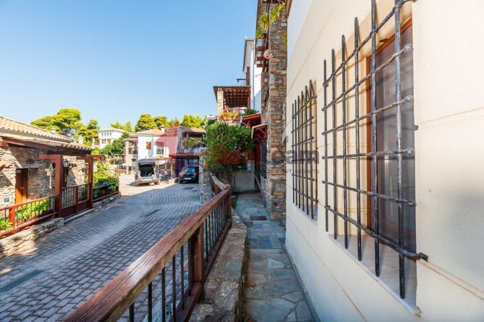 Image No.21-1 Bed Apartment for sale