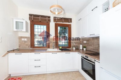 71fead1383194d32afacce8d2244dff7