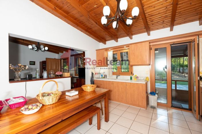 Image No.6-2 Bed Property for sale