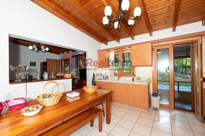 d3a5c8bef3a44a9498632f56be5702ba