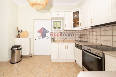 3f5a5d8b8d2b45d1aff0f460e01feeb9