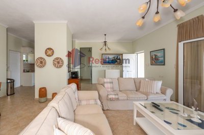 5eac2ae027f14d48bc256771adb59447