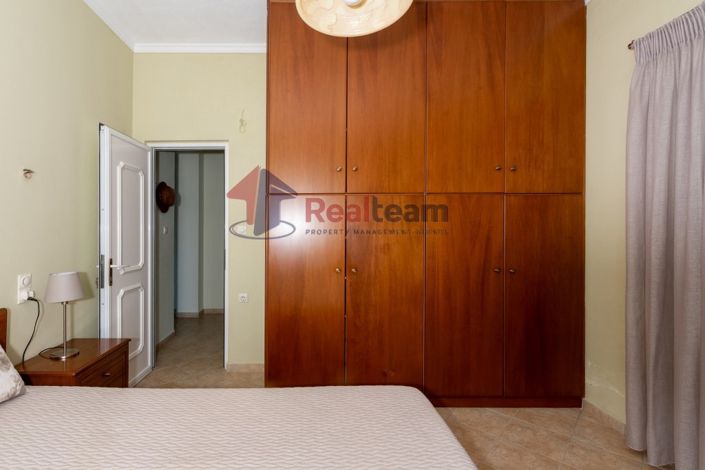 Image No.13-2 Bed Property for sale