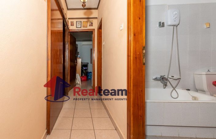 Image No.14-3 Bed Property for sale