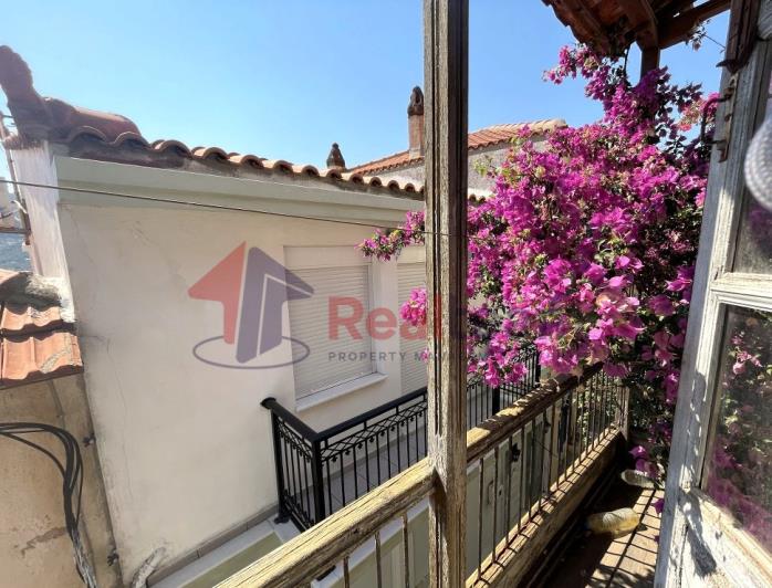 Image No.38-1 Bed Property for sale