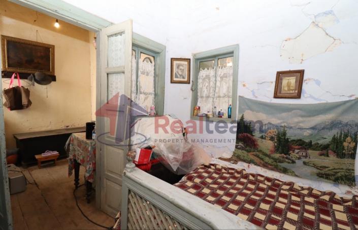 Image No.41-1 Bed Property for sale