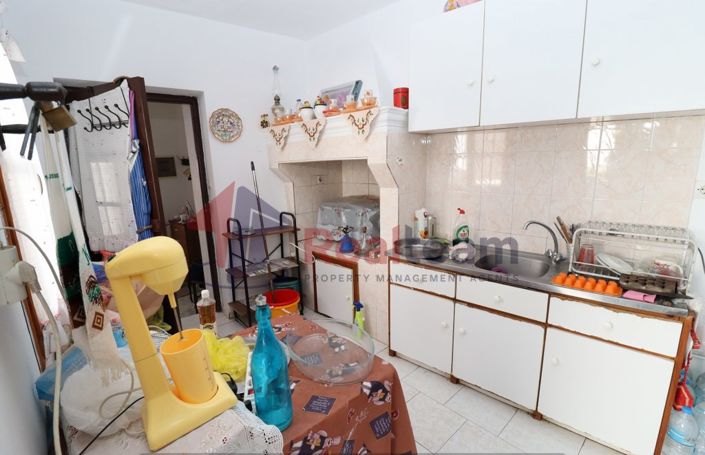 Image No.14-1 Bed Property for sale