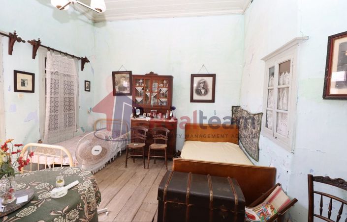 Image No.20-1 Bed Property for sale