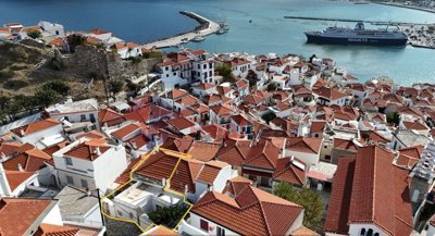 247636fef9514626a8d841308e9aefa5