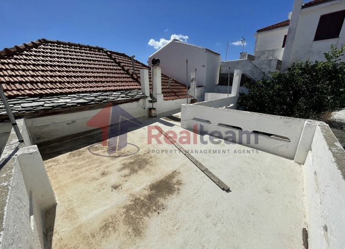 Image No.30-1 Bed Property for sale