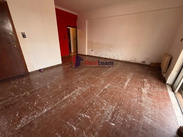 f50df340cd7043ff8265d5aa5a76a1c5