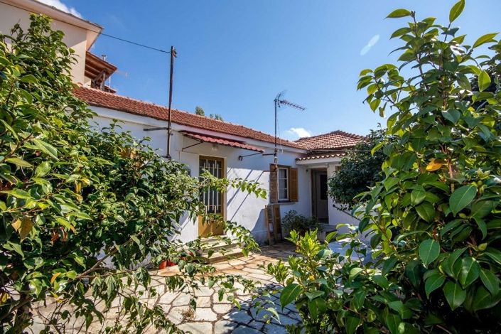 Image No.24-2 Bed Property for sale