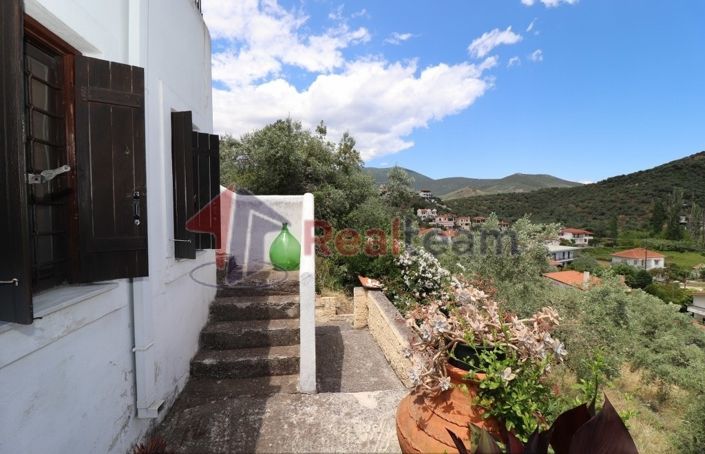 Image No.16-2 Bed Property for sale