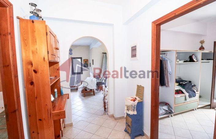 Image No.9-2 Bed Property for sale