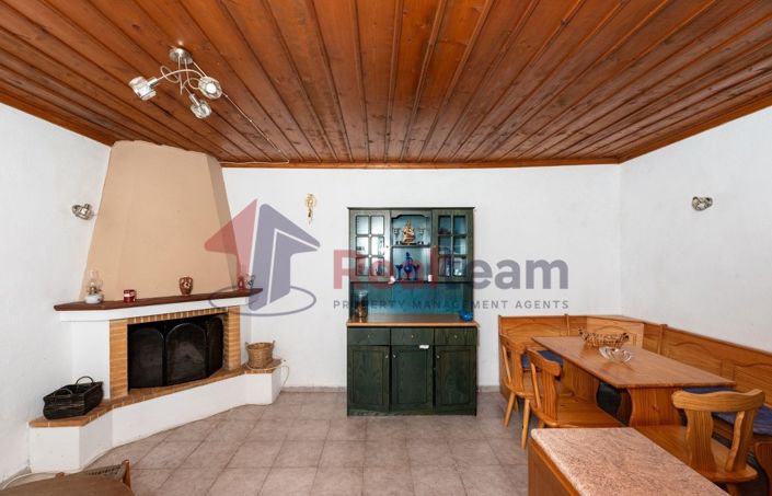 Image No.15-2 Bed Property for sale