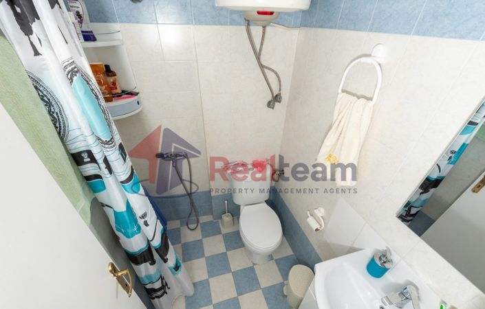 Image No.27-2 Bed Property for sale