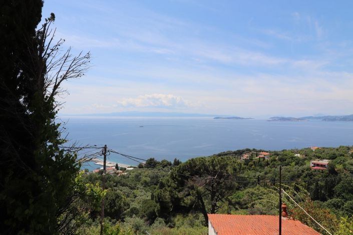 Image No.14-2 Bed Property for sale