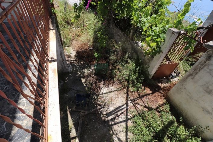 Image No.16-2 Bed Property for sale