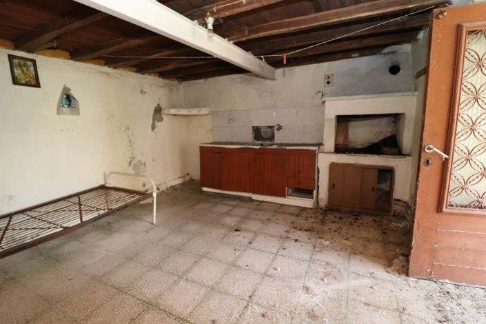 Image No.19-2 Bed Property for sale