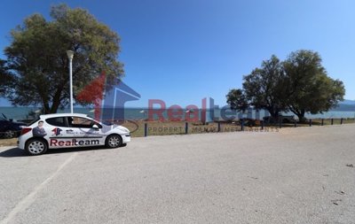 img427a094c-c579-441f-81e3-06ca00050c0b