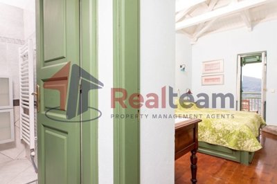 img1abb35de-312a-4b57-ad6f-f17eb8396225