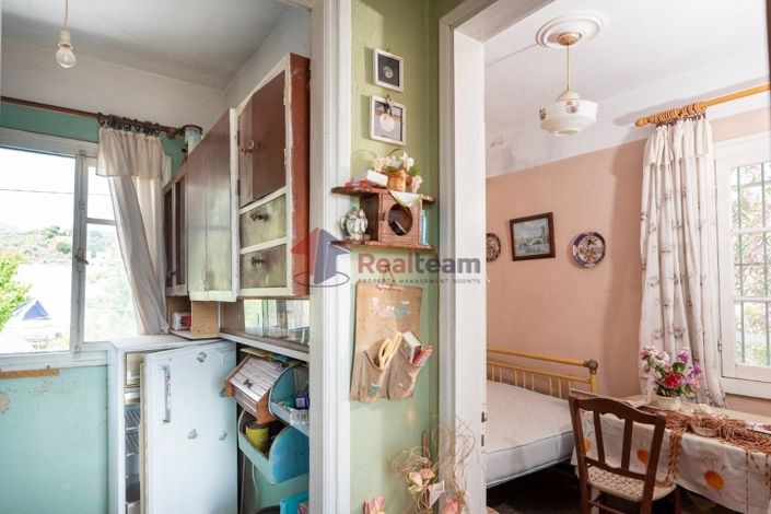 Image No.15-3 Bed Property for sale