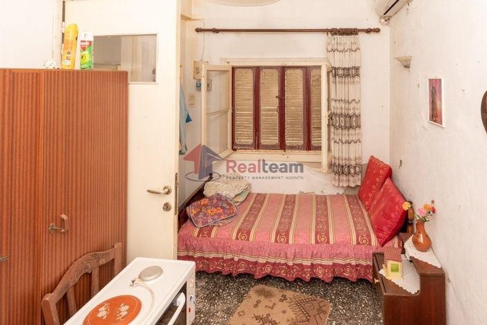 Image No.8-3 Bed Property for sale