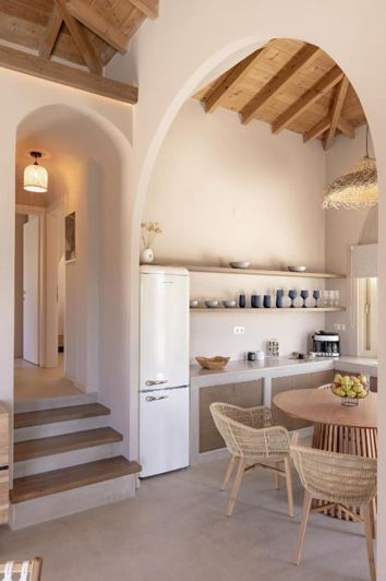 Image No.14-4 Bed Property for sale