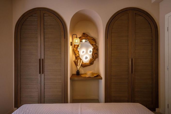 Image No.18-4 Bed Property for sale