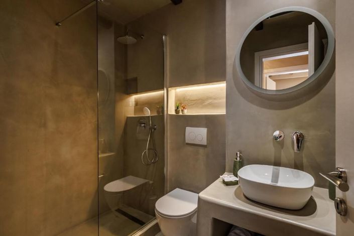 Image No.21-4 Bed Property for sale