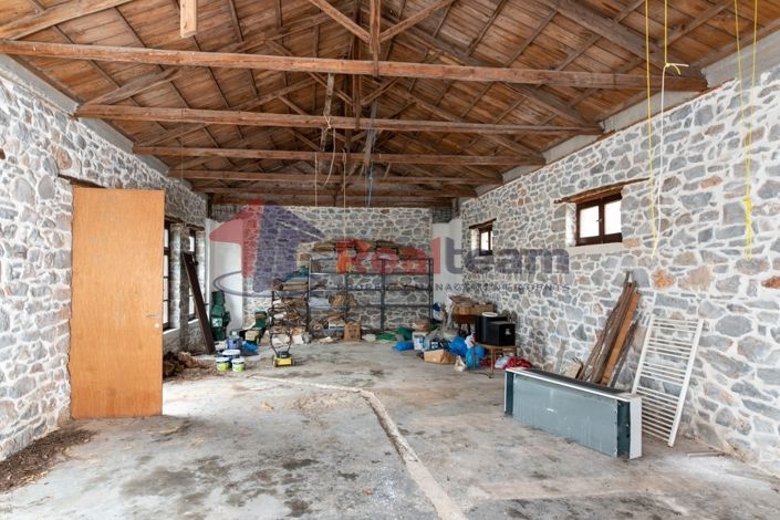 Image No.18-1 Bed Property for sale