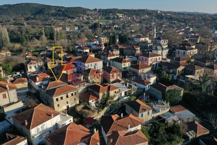 Image No.18-3 Bed Property for sale