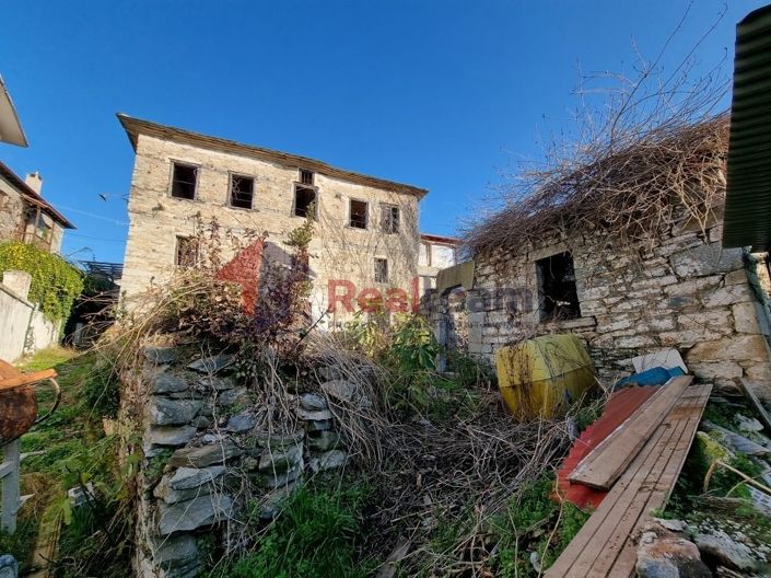 Image No.2-3 Bed Property for sale