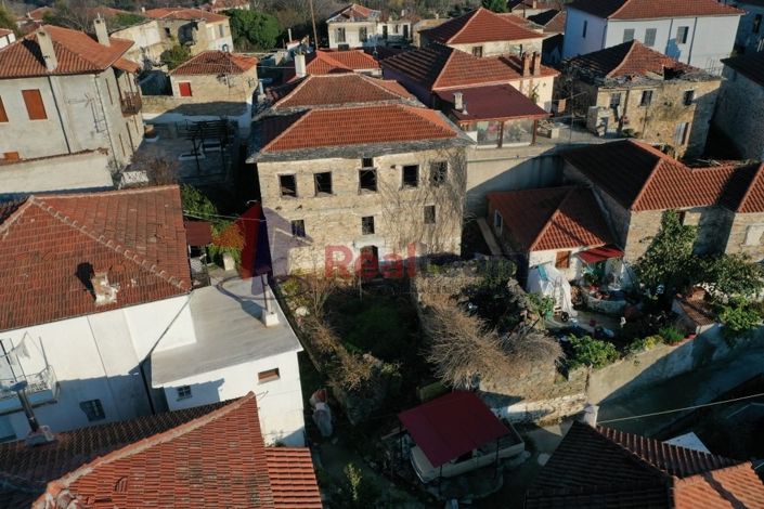 Image No.21-3 Bed Property for sale