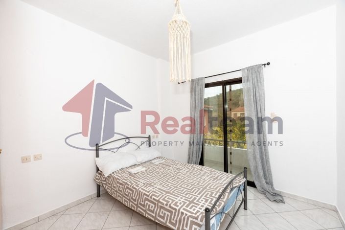 Image No.18-4 Bed Property for sale