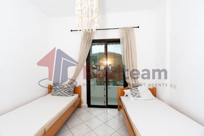 Image No.21-4 Bed Property for sale