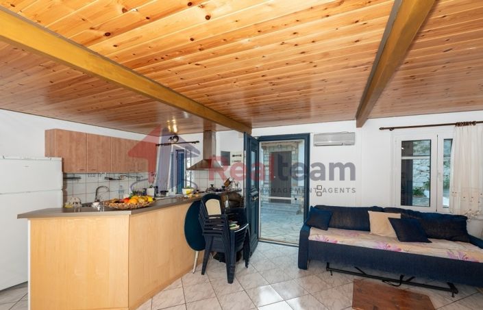 Image No.9-2 Bed Property for sale