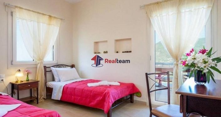 Image No.12-5 Bed Villa for sale