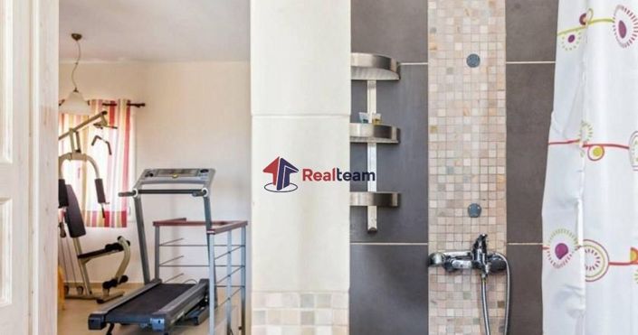 Image No.15-5 Bed Villa for sale