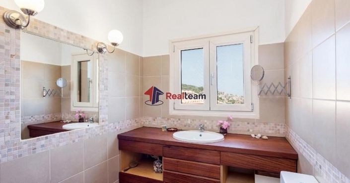 Image No.16-5 Bed Villa for sale