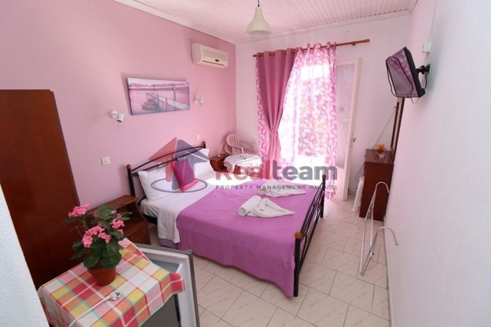 Image No.14-7 Bed Property for sale