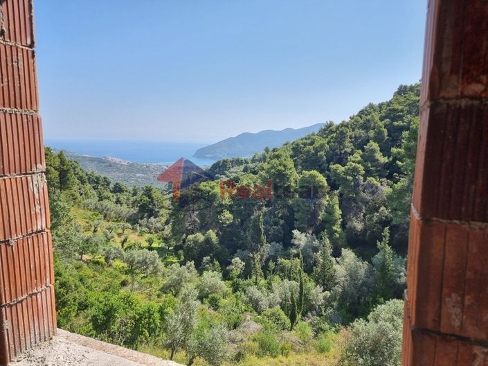 Image No.10-1 Bed Property for sale