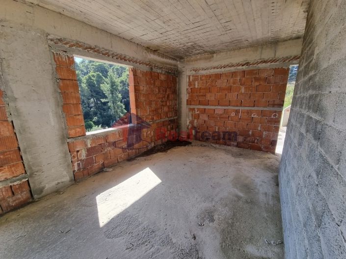 Image No.14-1 Bed Property for sale