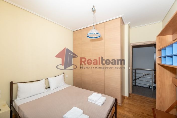 Image No.12-4 Bed Property for sale