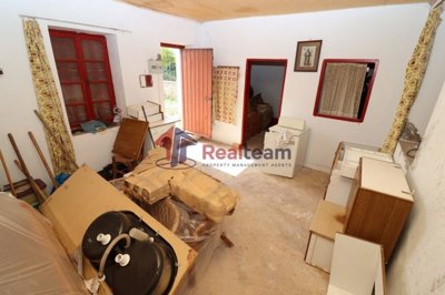 imgaa53e490-08fc-484e-a6d7-ec8356d7b98e