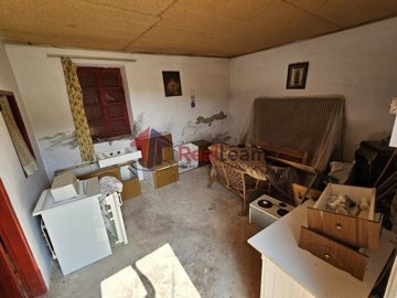 img7eb498fe-07eb-4b57-9781-d65c4d6fb309