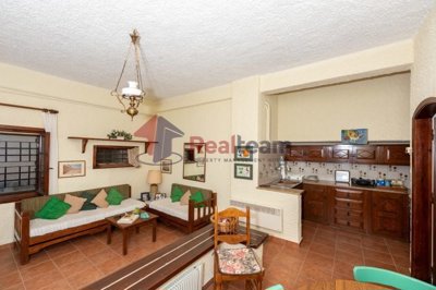 imgf6f62f7a-2060-42be-acff-2b01733cfc26