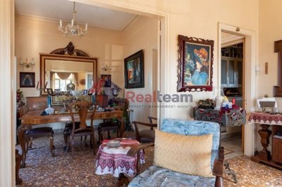 imgd09e52ec-cf57-4f12-b4a5-d618f450c611